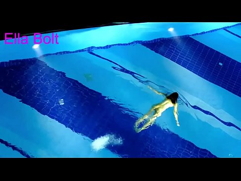❤️ Saya tidak boleh berhenti menonton, berambut perang muda ditangkap berenang bogel di kolam peranginan ELLA BOLT seks super pada ms.sexvideosex.top