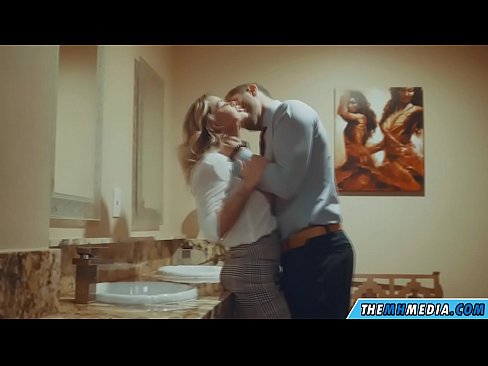 ❤️ Apabila awek berambut perang menggoda anda di tandas awam seks super pada ms.sexvideosex.top